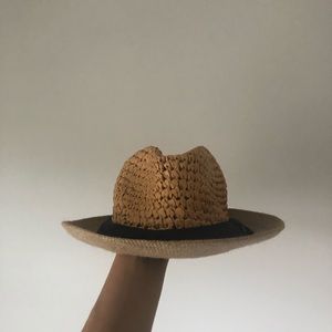 Women's Fedora never worn!
